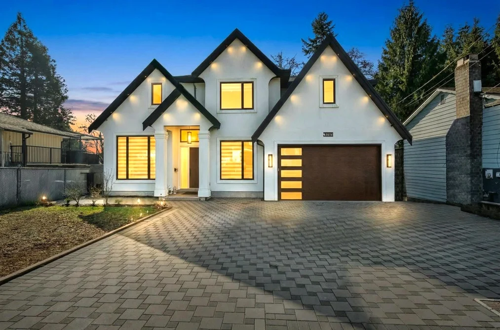House for sale at 14718 90a Avenue Surrey British Columbia - MLS: R3095691