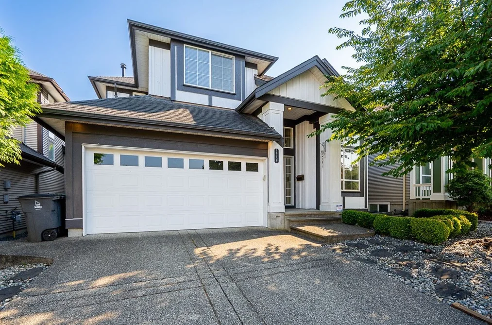House for sale at 14722 59 Avenue Surrey British Columbia - MLS: R3154504