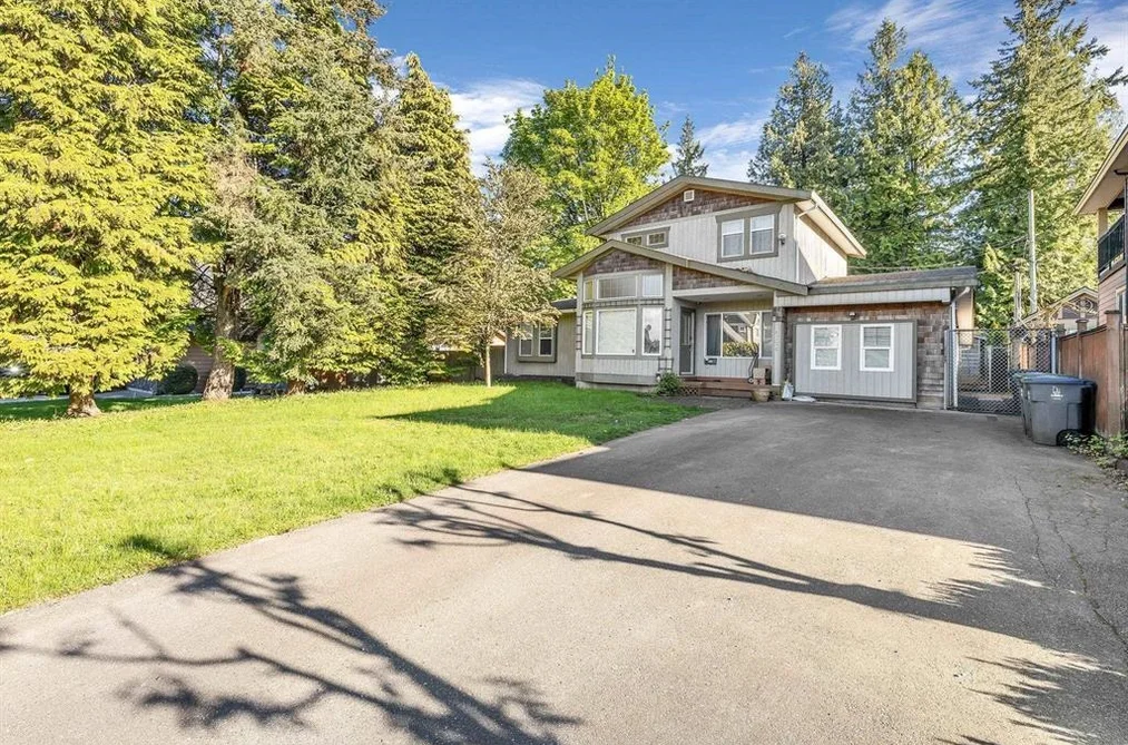 House for sale at 14726 60a Avenue Surrey British Columbia - MLS: R3099904