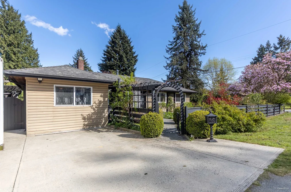 14735 109A AVENUE, Surrey BC V3R 1Y7, Surrey BC — Residential for Sale - Photo 3