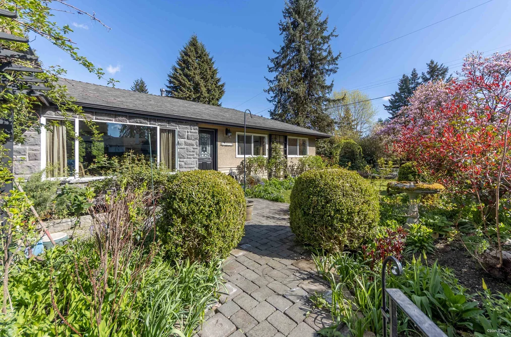 14735 109A AVENUE, Surrey BC V3R 1Y7, Surrey BC — Residential for Sale - Photo 4