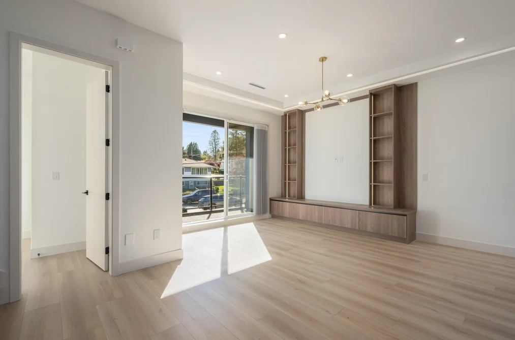14755 111A Avenue, Surrey, BC - MLS: R3179825 - Photo 7 14755 111A Avenue, Surrey, BC - MLS: R3179825 - Photo 7