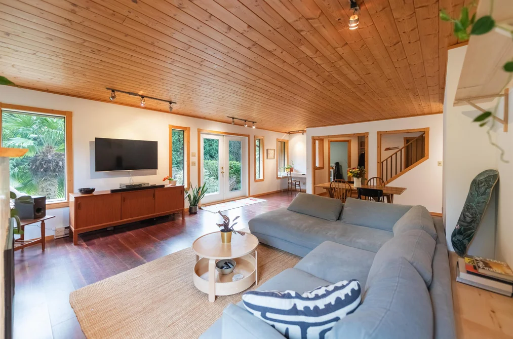 1479 PARK AVENUE, Roberts Creek BC V0N 2W2, Roberts Creek BC — Residential for Sale - Photo 4