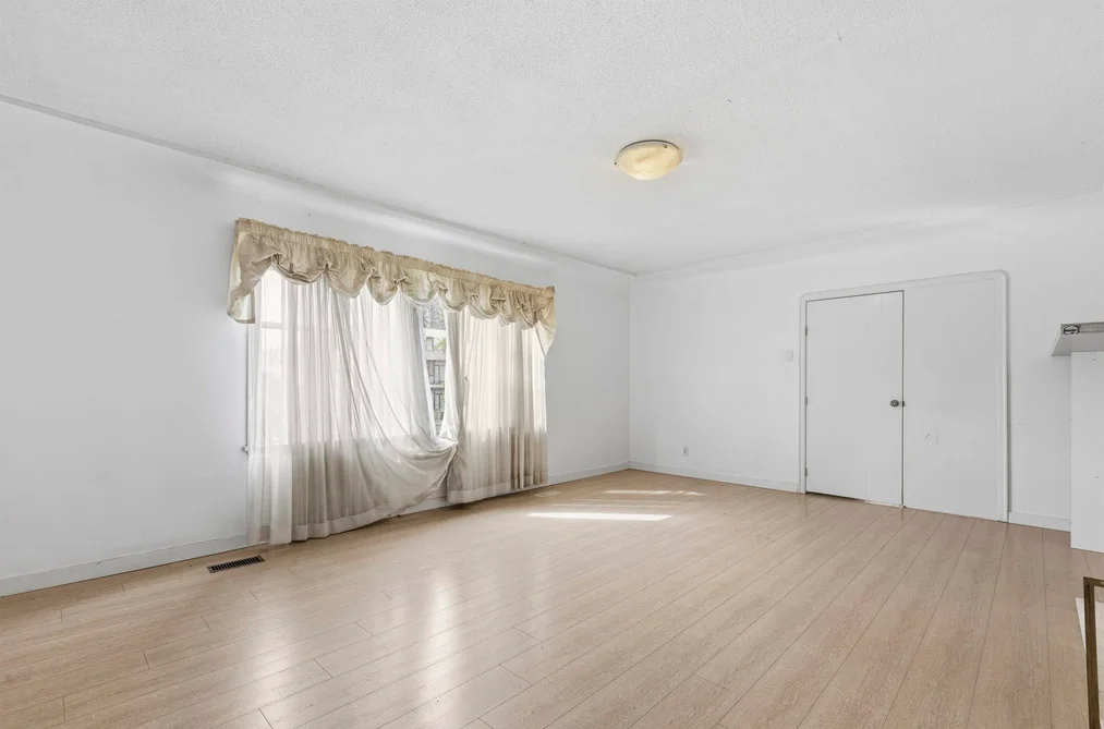 1479 W 57TH AVENUE, Vancouver BC V6P 1T1, Vancouver BC — Residential for Sale - Photo 3