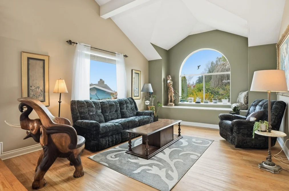 1481 SHAUGHNESSY PLACE, Gibsons BC V0N 1V5, Gibsons BC — Residential for Sale - Photo 3