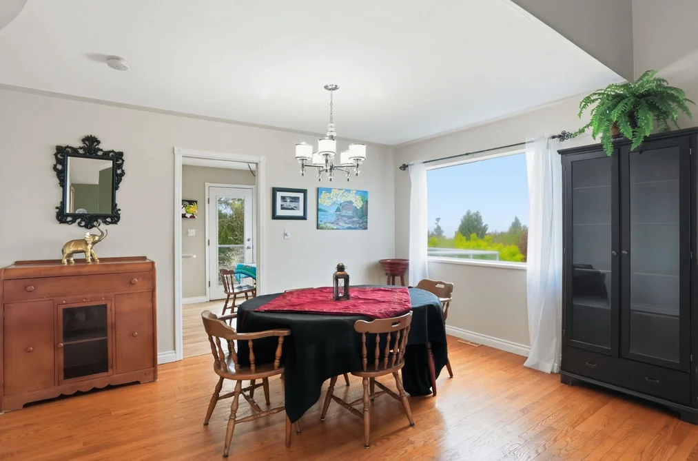 1481 SHAUGHNESSY PLACE, Gibsons BC V0N 1V5, Gibsons BC — Residential for Sale - Photo 4