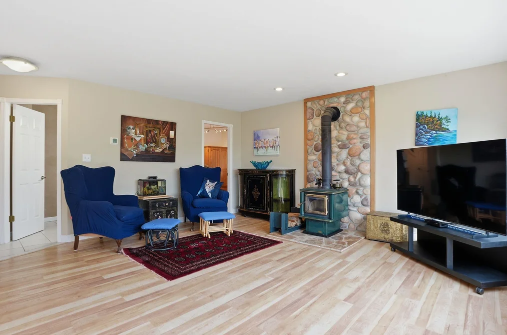 1481 SHAUGHNESSY PLACE, Gibsons BC V0N 1V5, Gibsons BC — Residential for Sale - Photo 6
