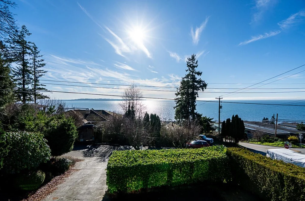 14815 HARDIE AVENUE, White Rock BC V4B 2H6, White Rock BC — Residential for Sale - Photo 4