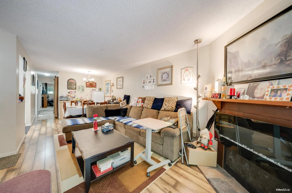 Townhouse for sale at 14828 Holly Park Lane Surrey British Columbia - MLS: R3145575