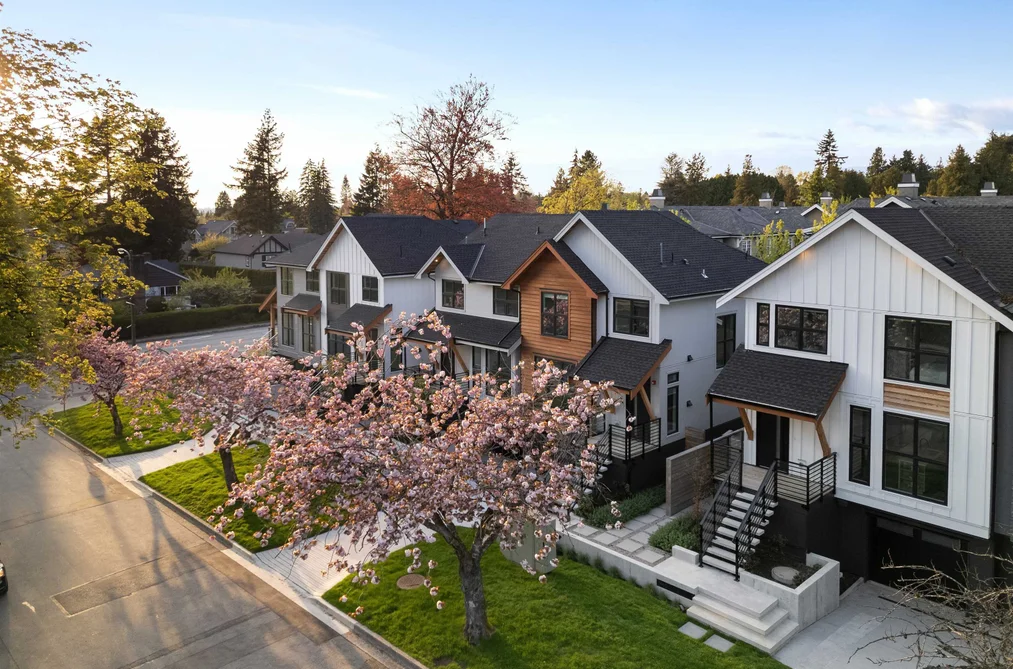 Half Duplex for sale at 1483 W 52nd Avenue Vancouver British Columbia - MLS: R3148734