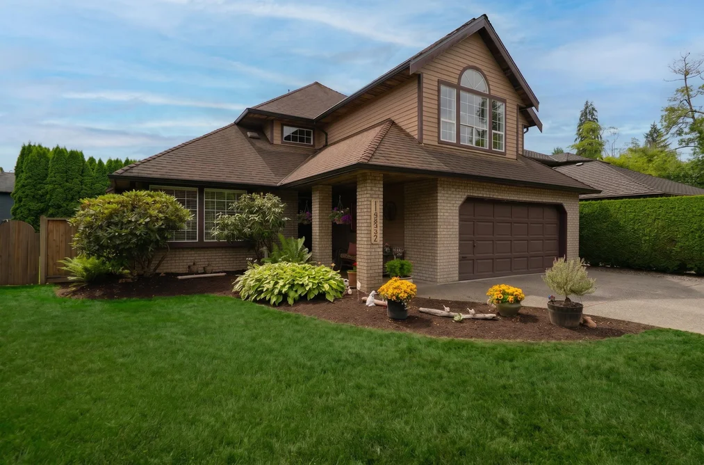 House for sale at 14832 83 Avenue Surrey British Columbia - MLS: R3138822