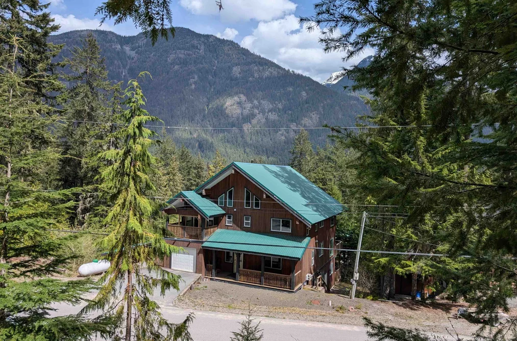 Property for sale at 14891 Parkview Avenue Sunshine Valley British Columbia - MLS: R3114217