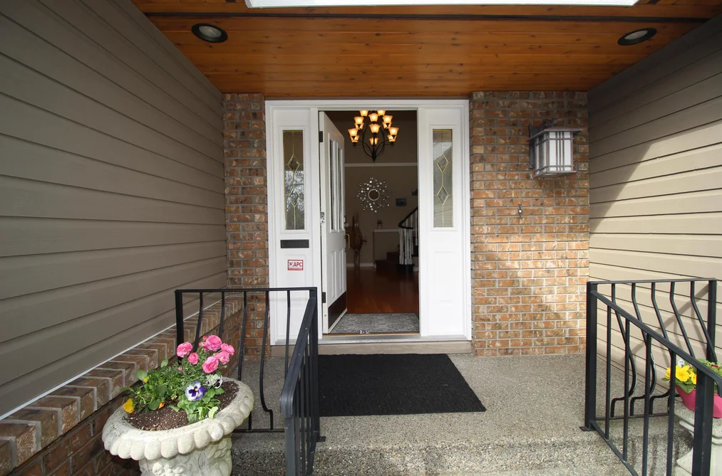 14897 22 AVENUE, Surrey BC V4A 9J2, Surrey BC — Residential for Sale - Photo 3