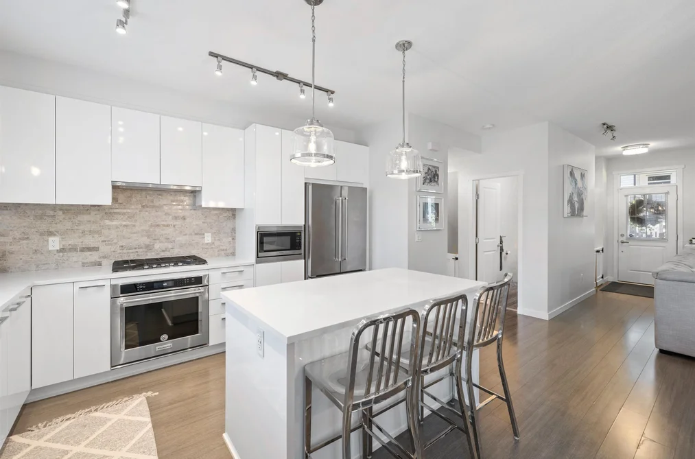 149 3500 BURKE VILLAGE PROMENADE, Coquitlam BC V3E 0N2, Coquitlam BC — Residential for Sale — Photo 6 of 21