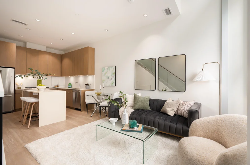 Townhouse for sale at 149 E 1st Avenue Vancouver British Columbia - MLS: R3153628