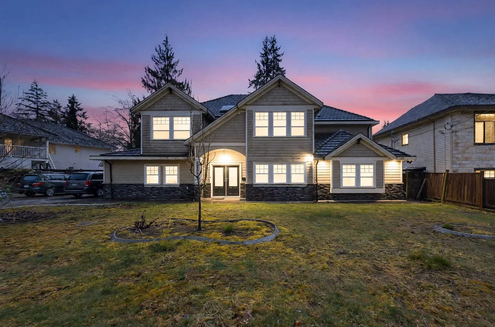 House for sale at 14906 92 Avenue Surrey British Columbia - MLS: R3101789