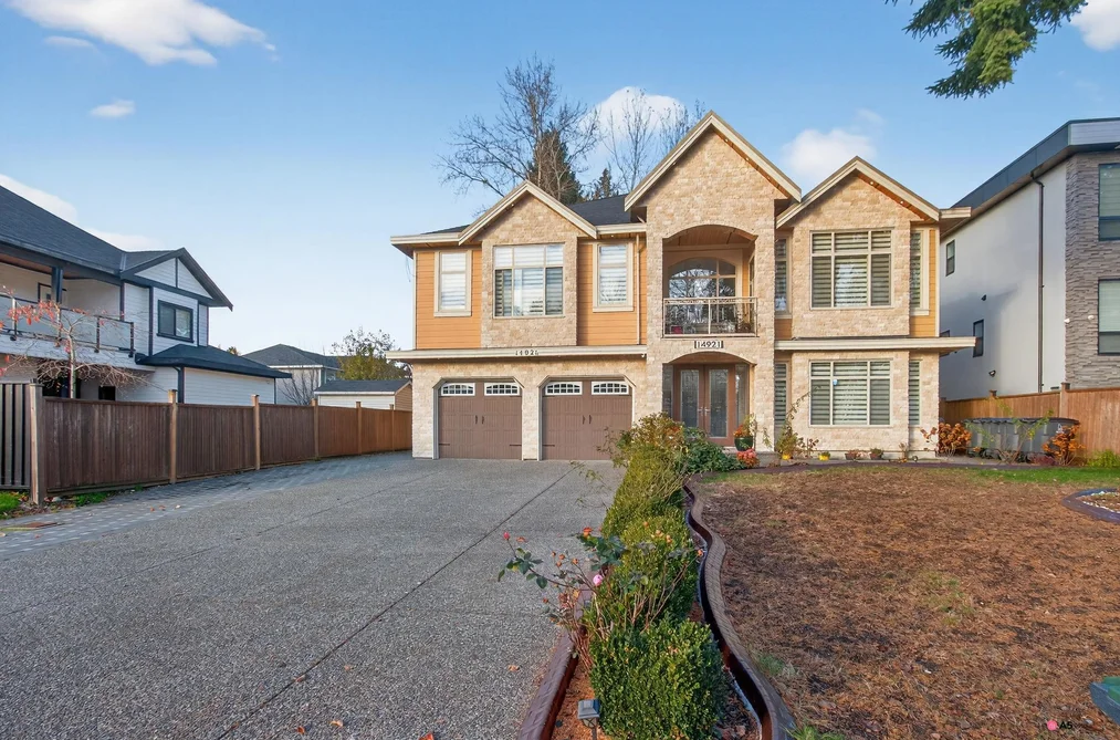 House for sale at 14921 90 Avenue Surrey British Columbia - MLS: R3098002