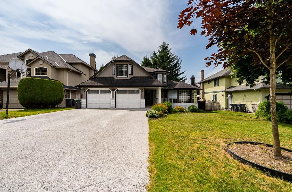 House for sale at 14926 83a Avenue Surrey British Columbia - MLS: R3155864