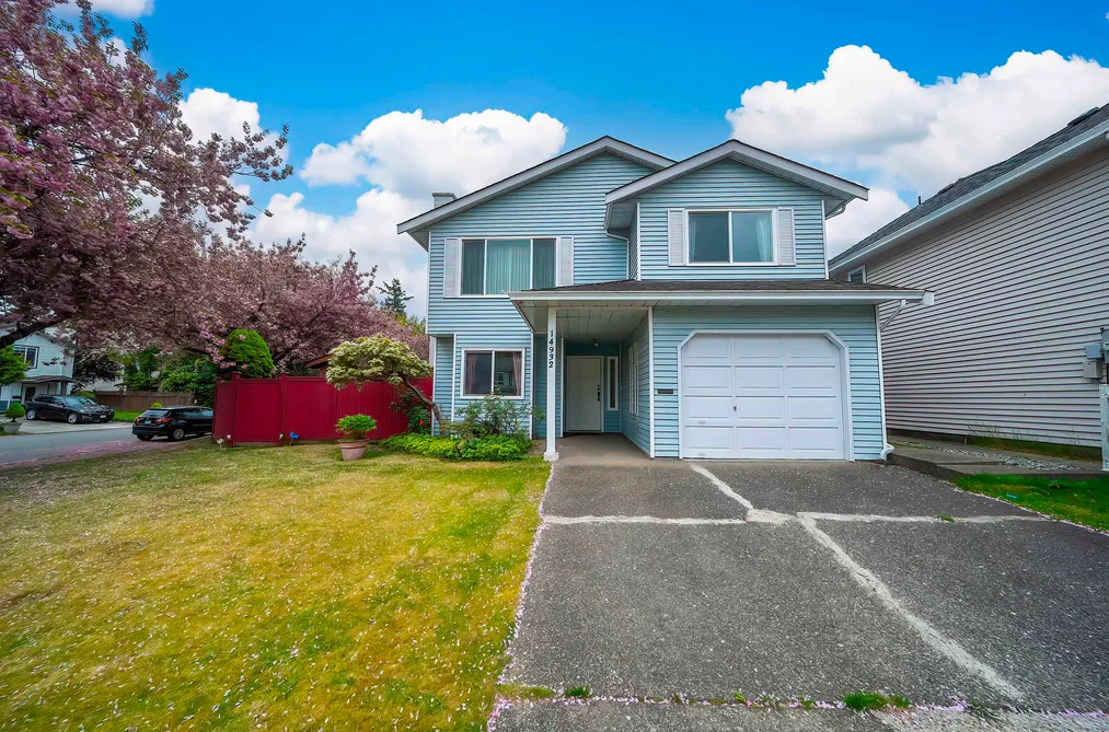 House for sale at 14932 98a Avenue Surrey British Columbia - MLS: R3117134