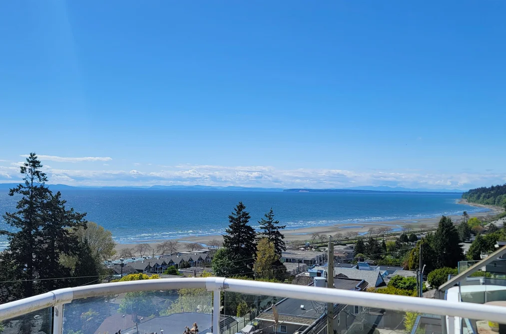 House for sale at 14937 Blackwood Lane White Rock British Columbia - MLS: R3104366