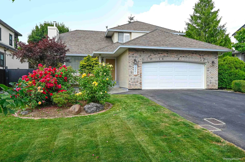 House for sale at 14961 86a Avenue Surrey British Columbia - MLS: R3157277