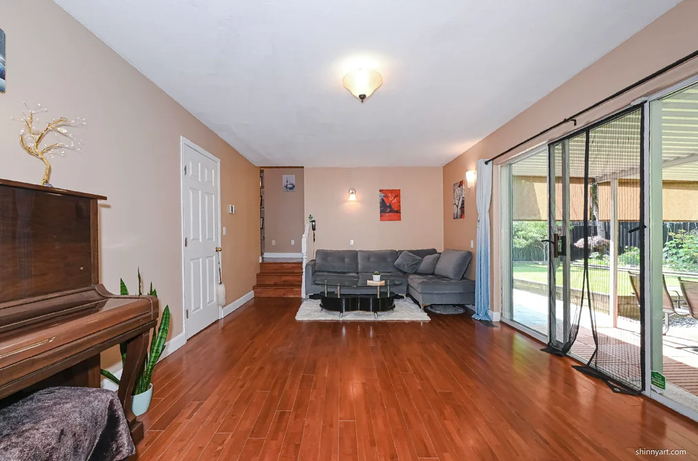 14961 86A AVENUE, Surrey, BC — Residential for Sale — Photo 13 of 28