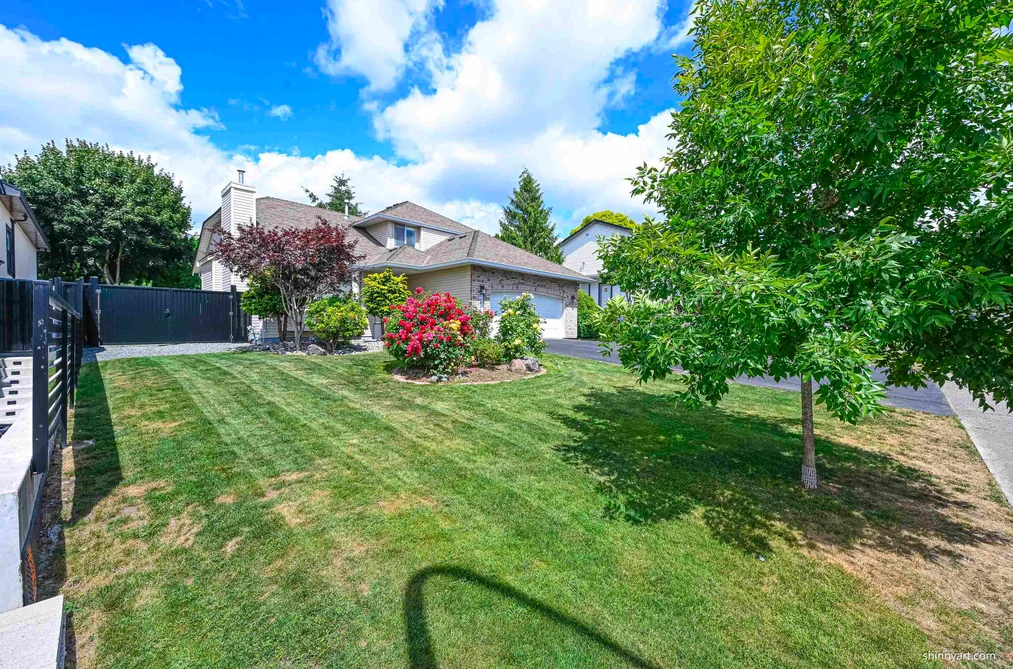 14961 86A AVENUE, Surrey, BC — Residential for Sale - Photo 2