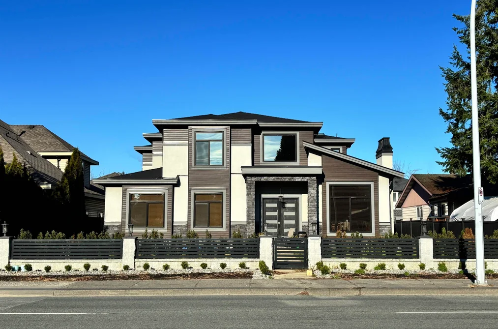 House for sale at 14969 96 Avenue Surrey British Columbia - MLS: R3084922