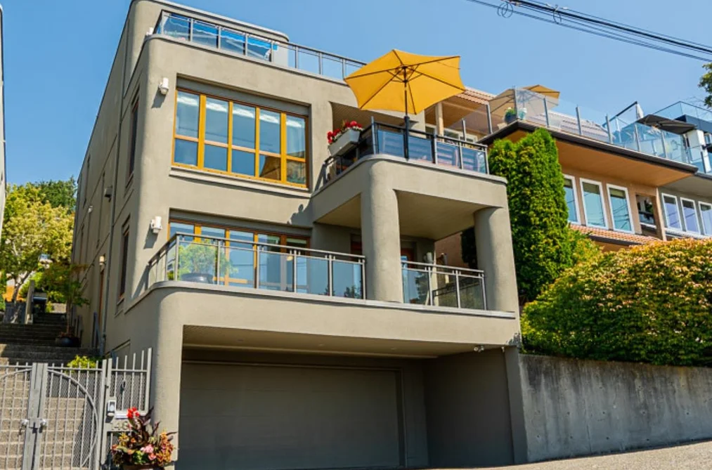 House for sale at 14971 Blackwood Lane White Rock British Columbia - MLS: R3150670