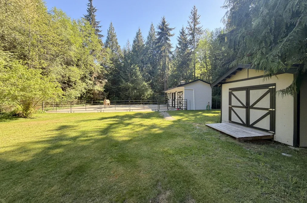 1499 HANBURY ROAD, Roberts Creek BC V0N 2W1, Roberts Creek BC — Residential for Sale - Photo 4