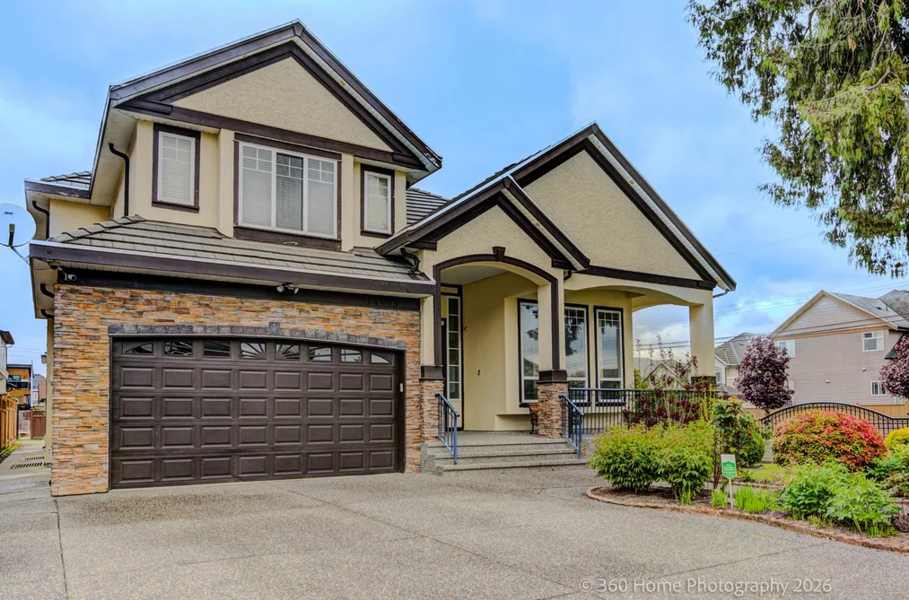 House for sale at 14995 71 Avenue Surrey British Columbia - MLS: R3117092