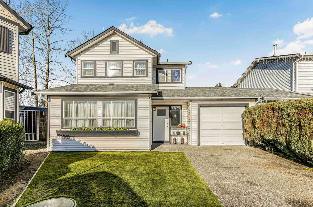 House for sale at 15 11125 232nd Street Maple Ridge British Columbia - MLS: R3114127