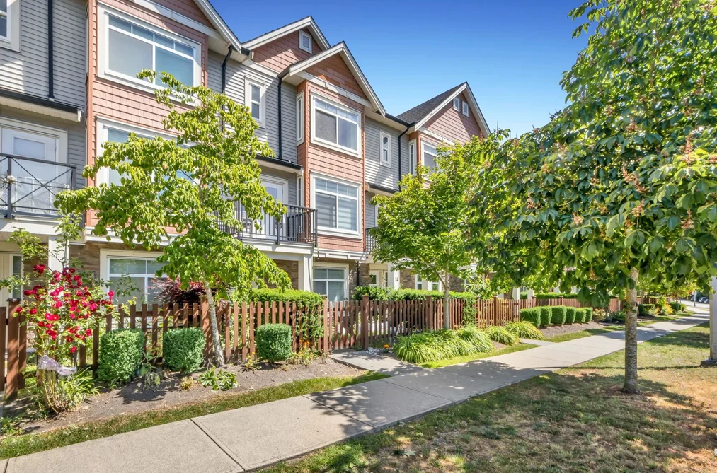 15 12091 70 AVENUE, Surrey BC V3W 1A6, Surrey BC — Residential for Sale - Photo 2