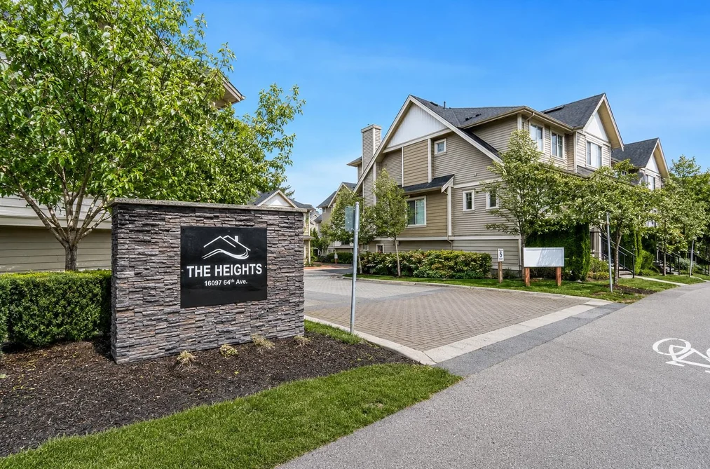 Townhouse for sale at 15 19097 64 Avenue Surrey British Columbia - MLS: R3158673