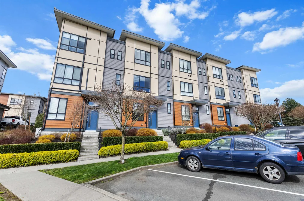 15 1938 NORTH PARALLEL ROAD, Abbotsford BC V3G 0H1, Abbotsford BC — Residential for Sale - Photo 3