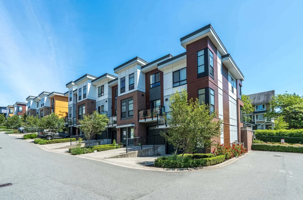 15 20087 68 AVENUE, Langley BC V2Y 0Y4, Langley BC — Residential for Sale - Main Photo
