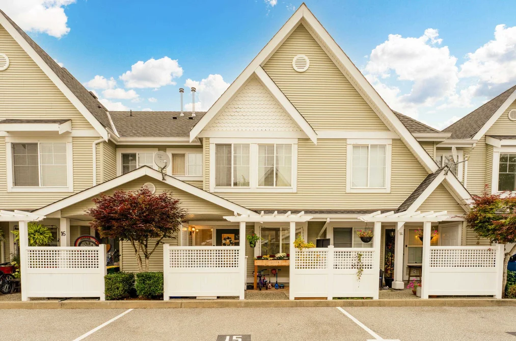 Townhouse for sale at 15 23575 119 Avenue Maple Ridge British Columbia - MLS: R3120333