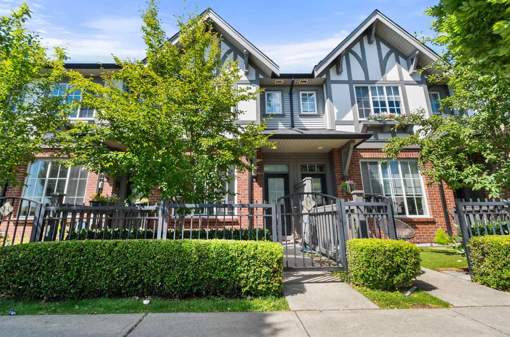 Townhouse for sale at 15 30989 Westridge Place Abbotsford British Columbia - MLS: R3144658