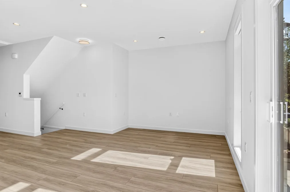 15 4337 BOUNDARY ROAD, Richmond BC V6V 1S8, Richmond BC — Residential for Sale — Photo 5 of 28
