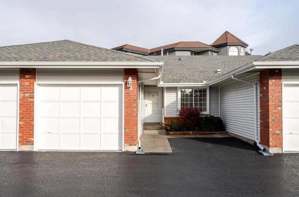 Townhouse for sale at 15 5365 205 Street Langley British Columbia - MLS: R3065534