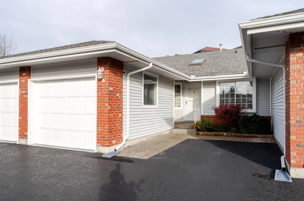 15 5365 205 STREET, Langley BC V3A 7V7, Langley BC — Residential for Sale - Photo 2