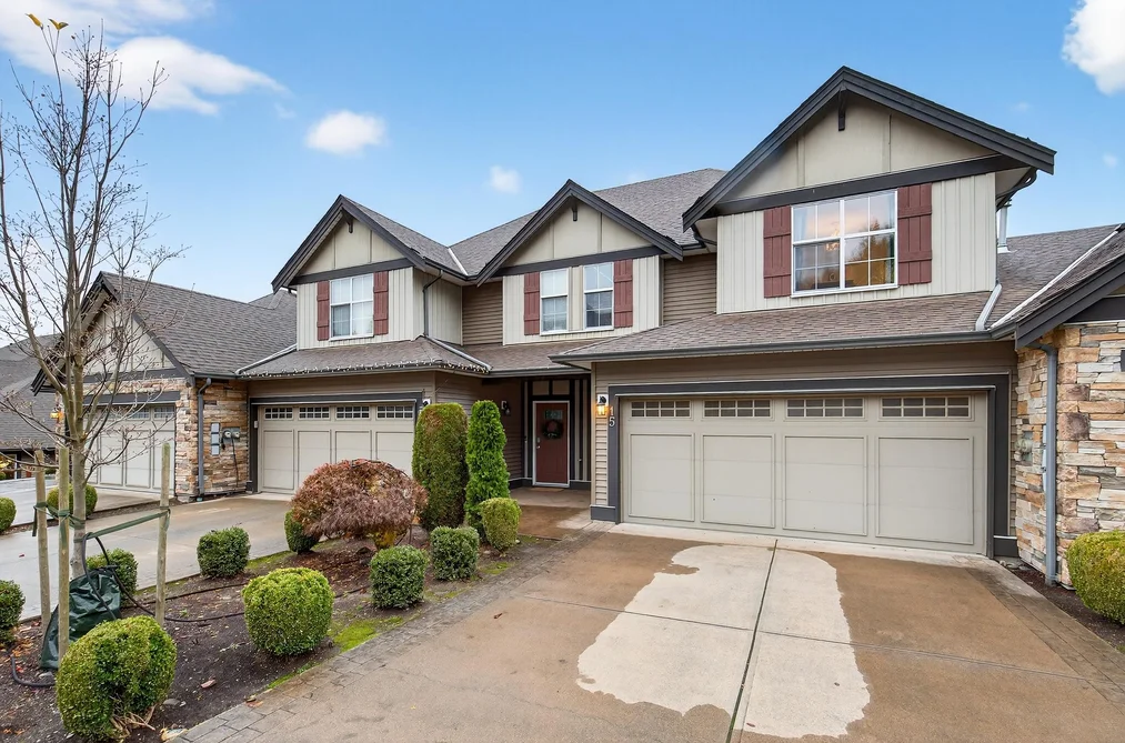 Townhouse for sale at 15 5900 Jinkerson Road Chilliwack British Columbia - MLS: R3089778