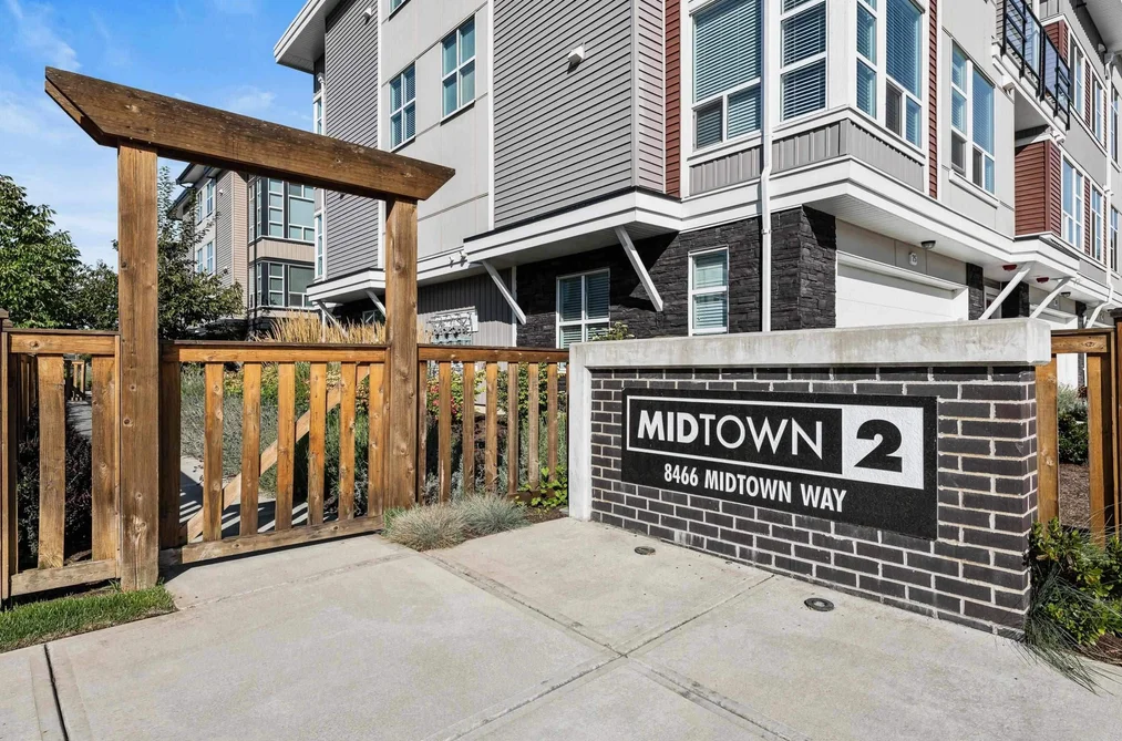 Townhouse for sale at 15 8466 Midtown Way Chilliwack British Columbia - MLS: R3100613