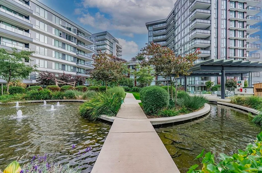Condo for sale at 1500 8155 Capstan Way Richmond British Columbia - MLS: R3120549