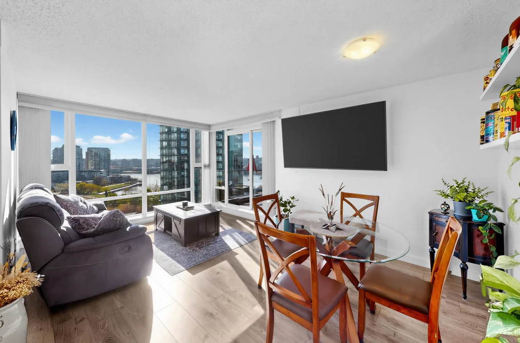 Condo for sale at 1501 455 Beach Crescent Vancouver British Columbia - MLS: R3116781