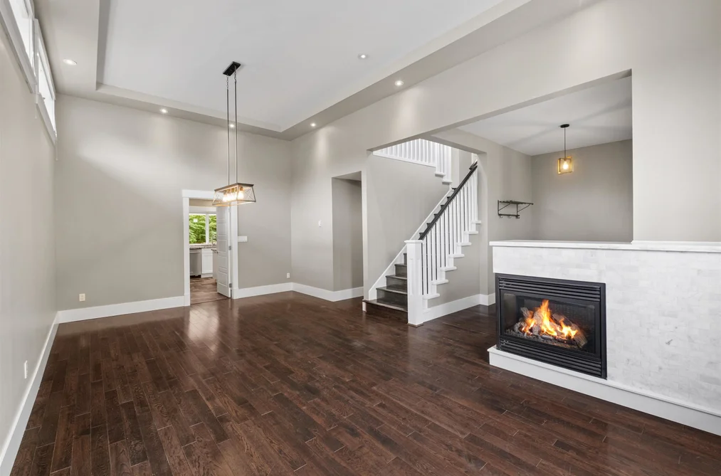 1501 Frederick Road, North Vancouver, BC - MLS: R3176232 - Photo 2 1501 Frederick Road, North Vancouver, BC - MLS: R3176232 - Photo 2