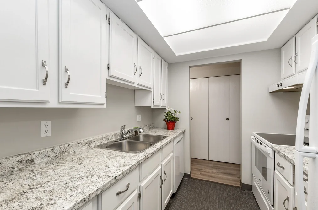 1502 4134 MAYWOOD STREET, Burnaby BC V5H 4C9, Burnaby BC — Residential for Sale - Photo 7