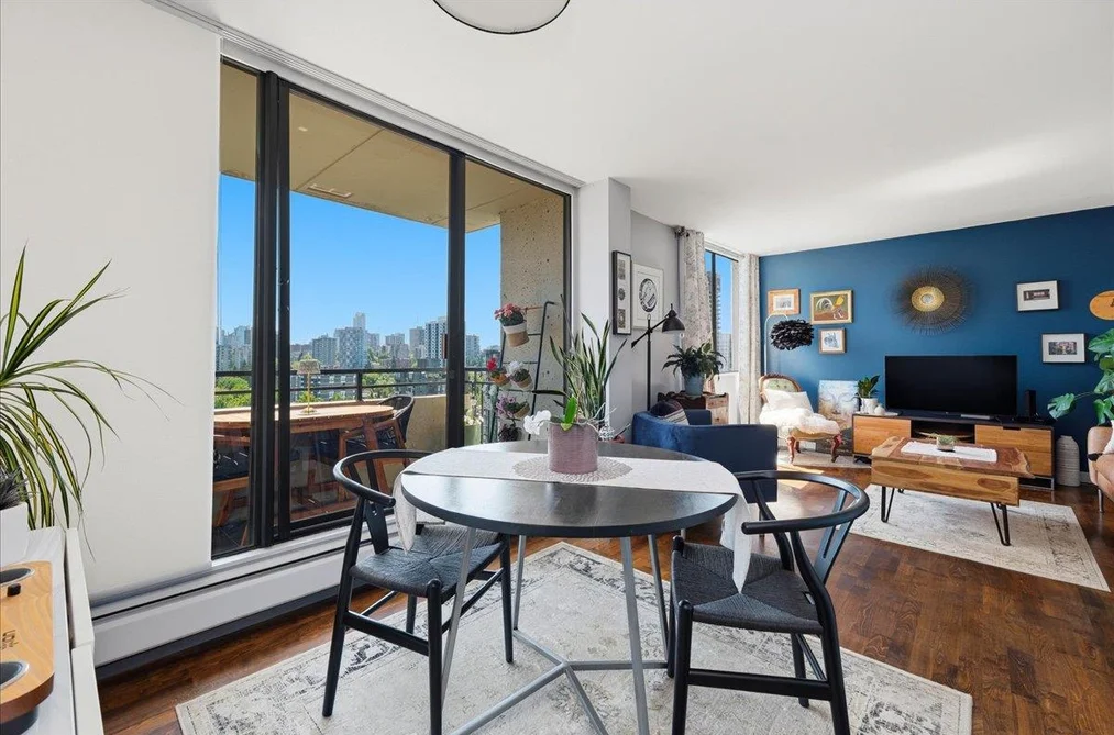 Condo for sale at 1503 1816 Haro Street Vancouver British Columbia - MLS: R3131417