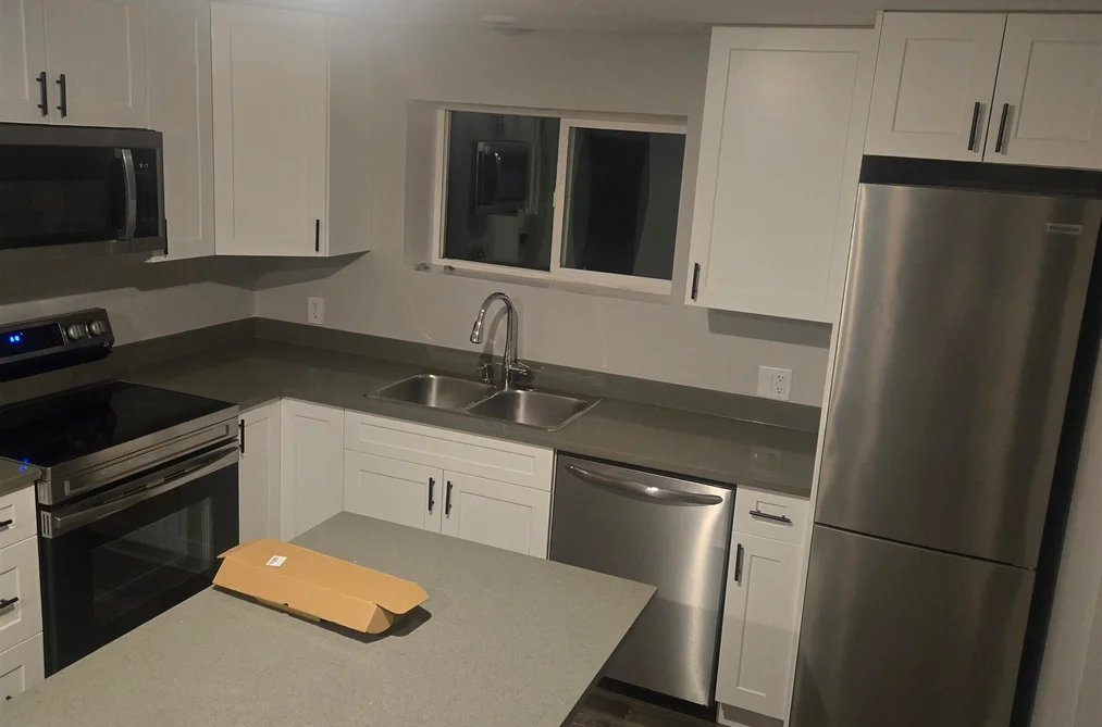 15041 PEACOCK PLACE, Surrey BC V3R 4W5, Surrey BC — Residential for Sale — Photo 8 of 10