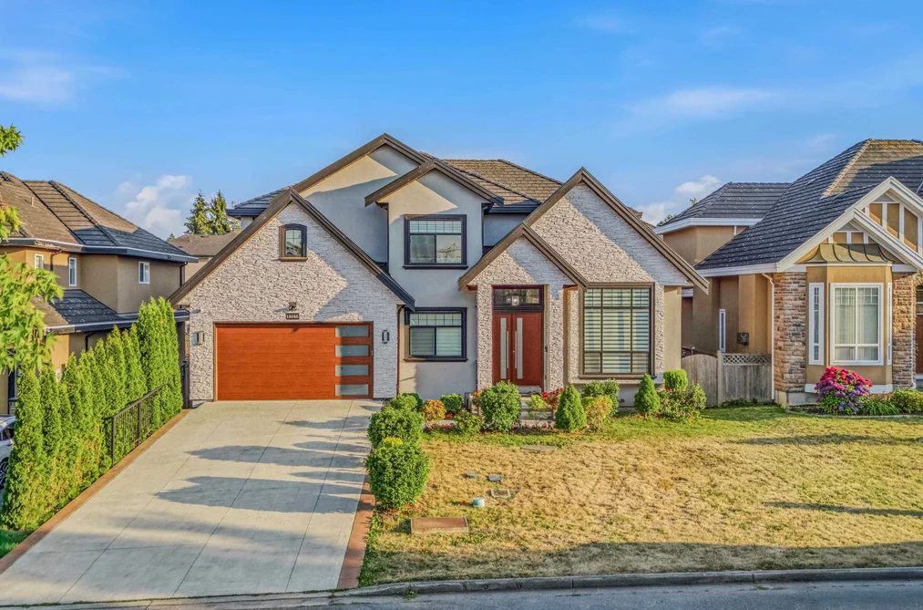 House for sale at 15046 76a Avenue Surrey British Columbia - MLS: R3145347
